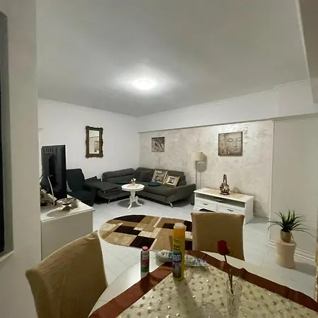 Solid House - Sea View Apartmán
